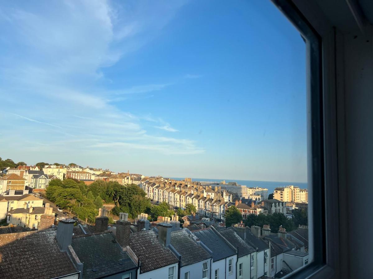 Lovely 1-Bedroom Flat In St Leonards On Sea Екстер'єр фото
