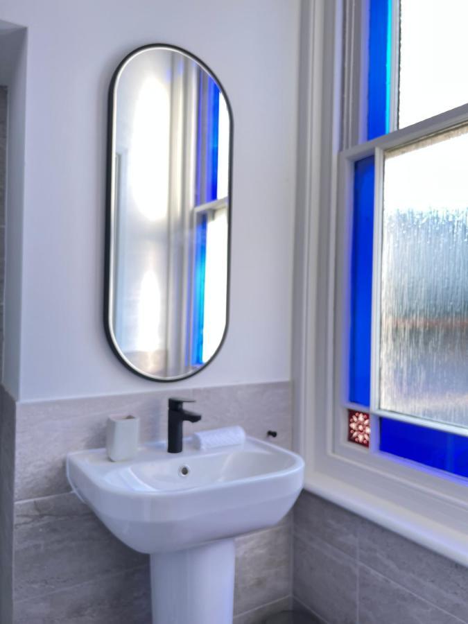 Lovely 1-Bedroom Flat In St Leonards On Sea Екстер'єр фото