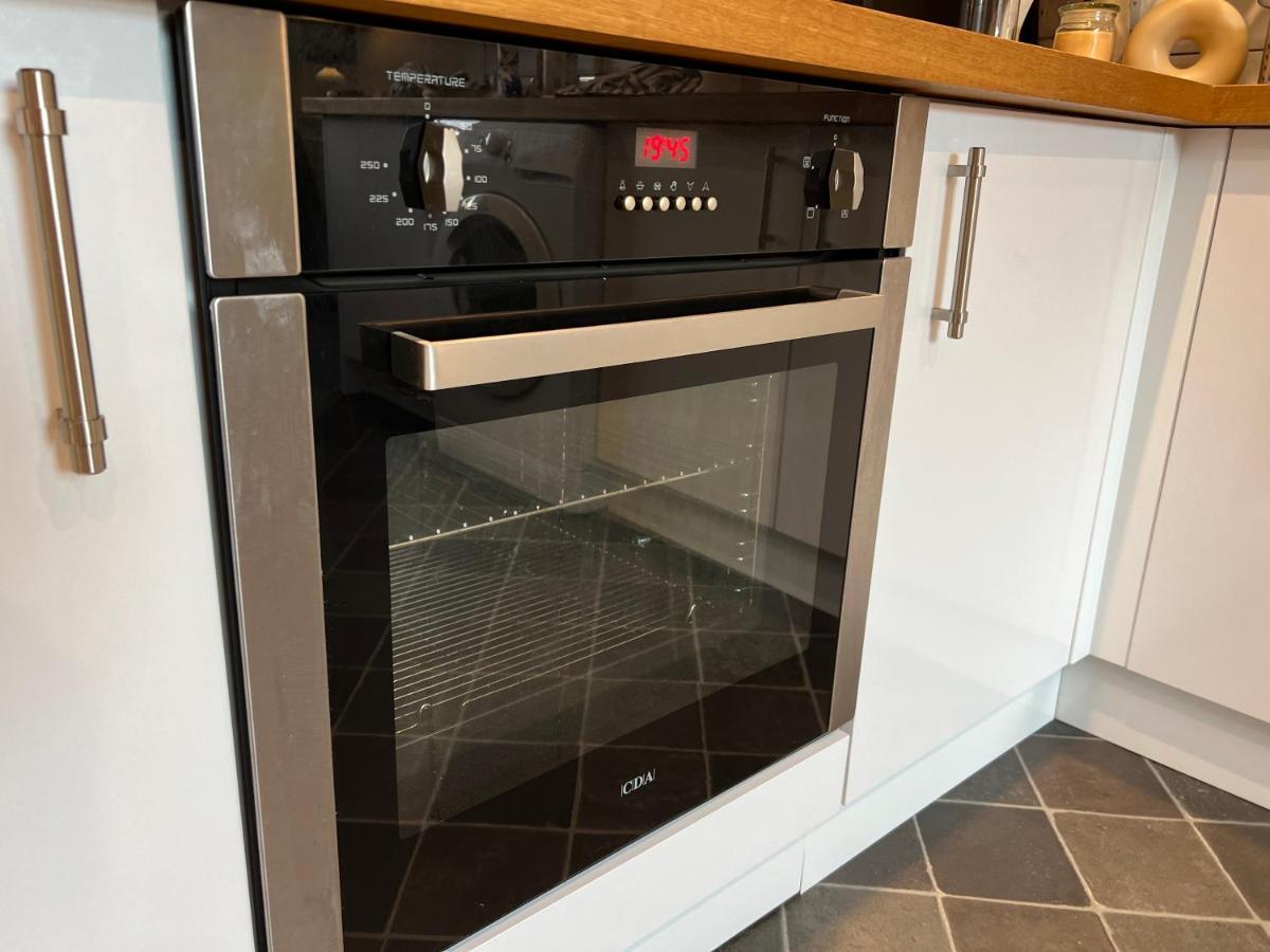 Lovely 1-Bedroom Flat In St Leonards On Sea Екстер'єр фото