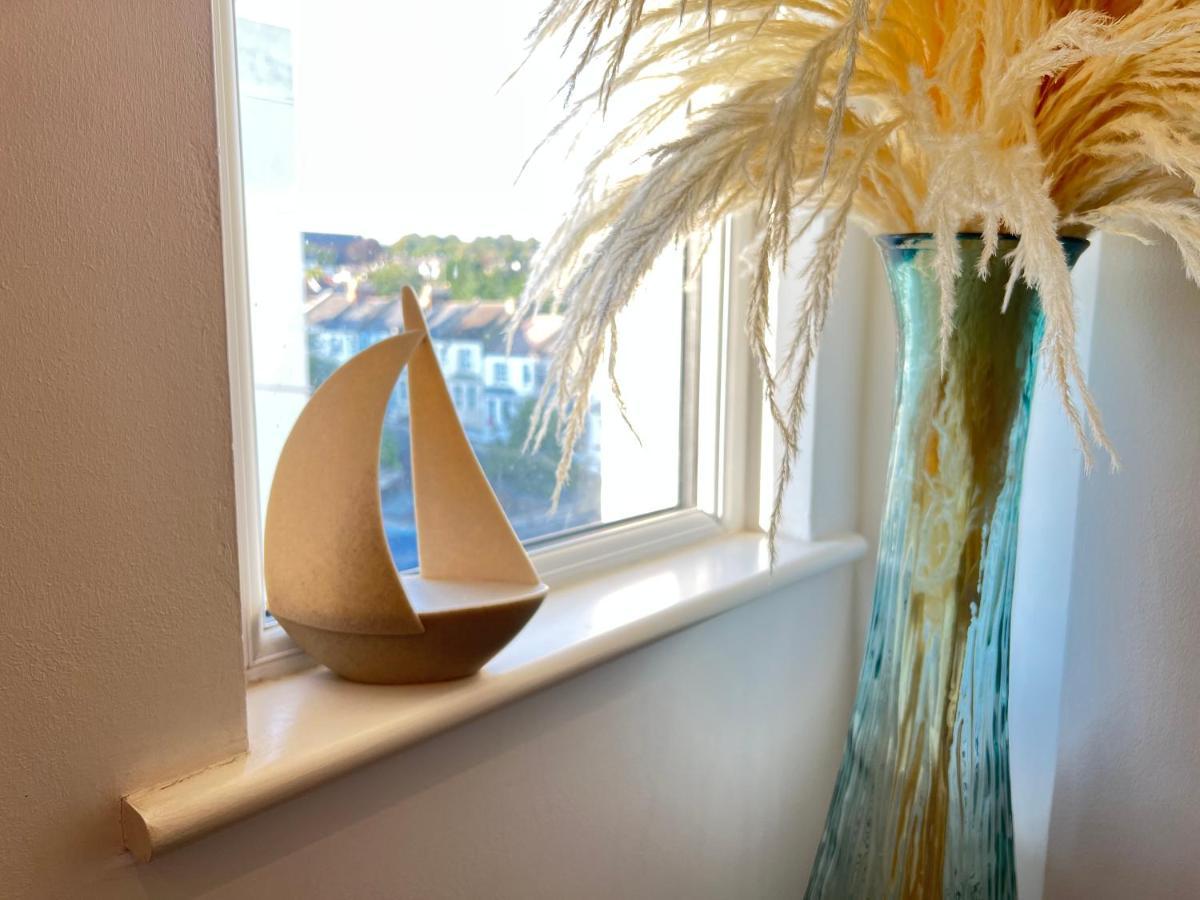 Lovely 1-Bedroom Flat In St Leonards On Sea Екстер'єр фото